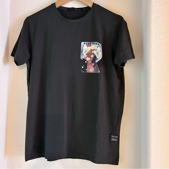 Rare Rabbit Short Sleeve Crewneck Tee - Picture 1 of 8